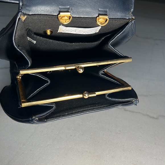 Lord & Taylor Leather Vintage Purse - Picture 9 of 12